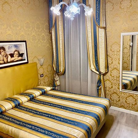 Hotel Bridge Венеция Экстерьер фото