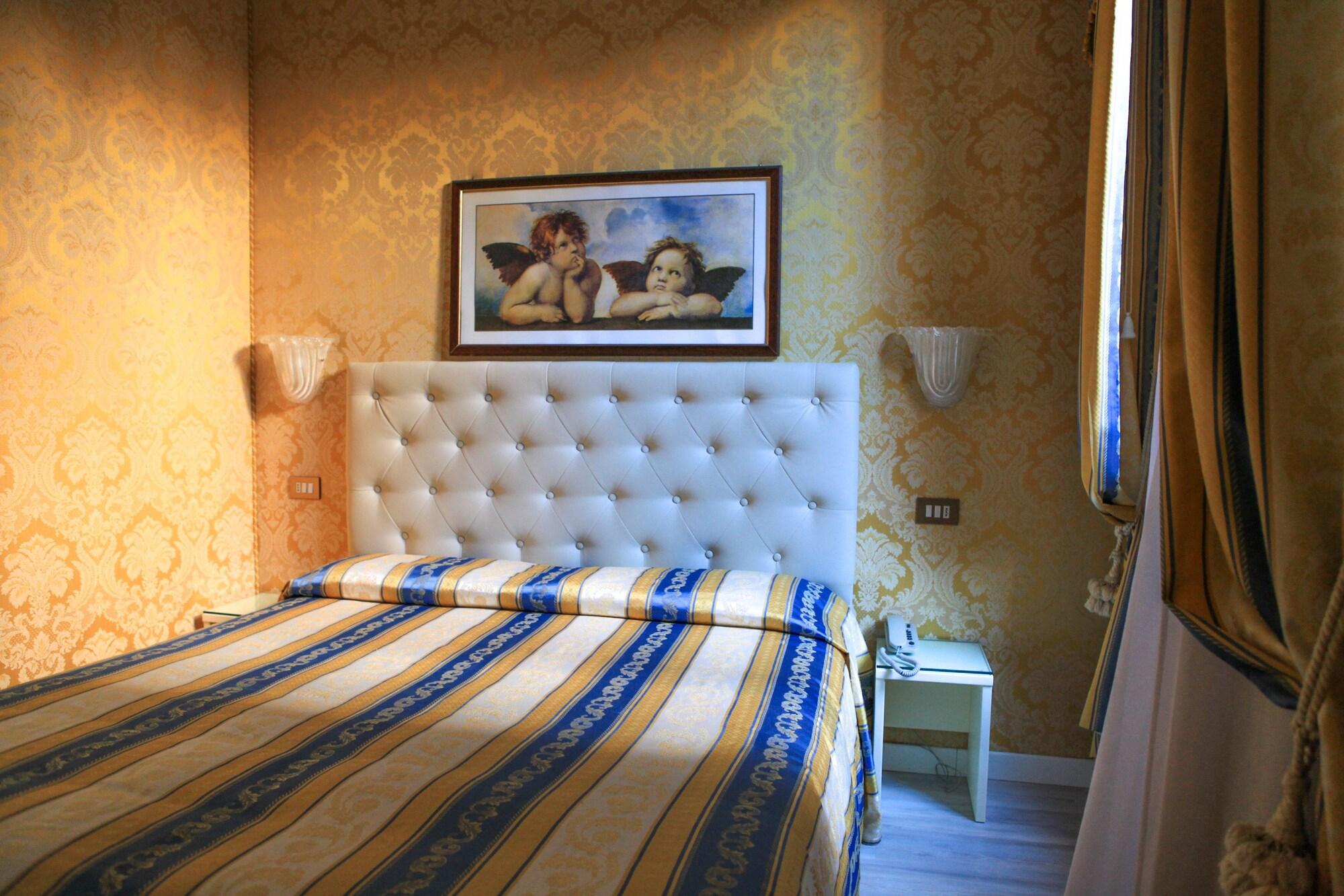 Hotel Bridge Венеция Экстерьер фото