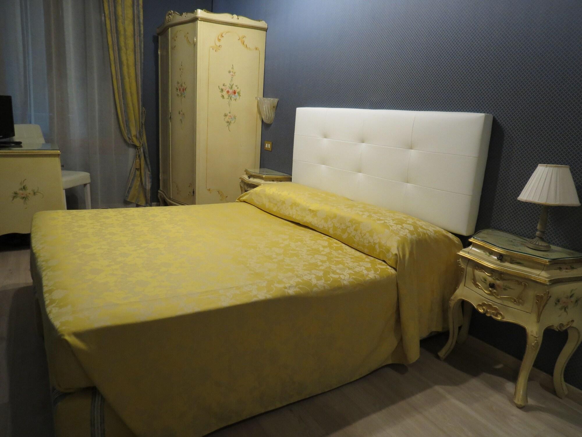 Hotel Bridge Венеция Экстерьер фото